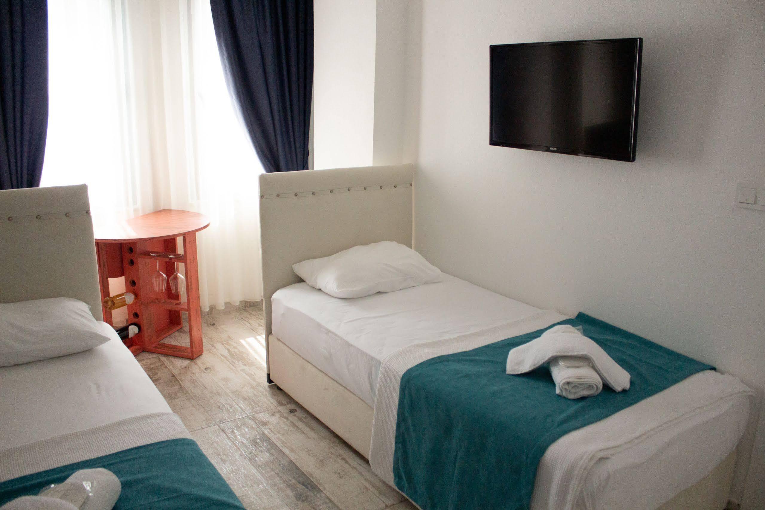 Tenes Otel Bozcaada Exterior photo
